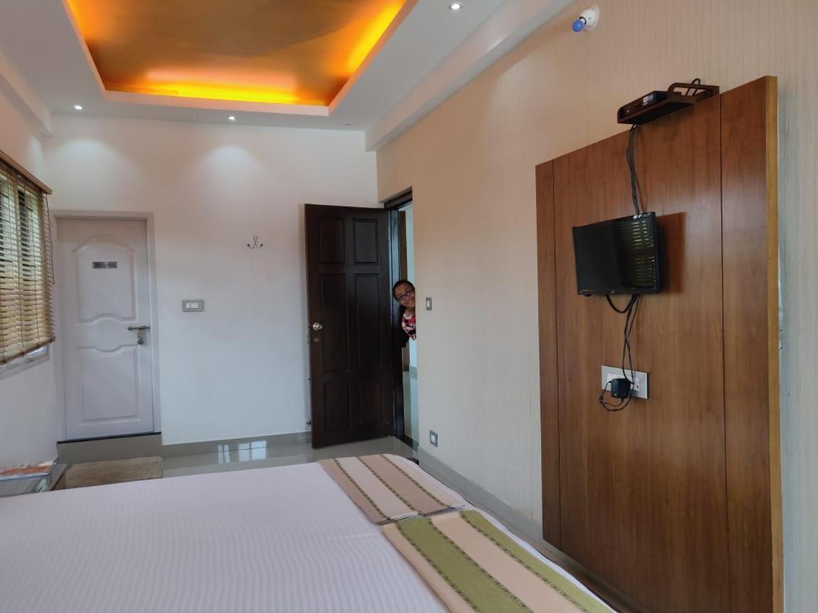 Hotel Mudra Midtown Suites & Rooms Kalasa Eksteriør bilde