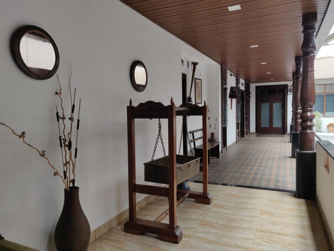 Hotel Mudra Midtown Suites & Rooms Kalasa Eksteriør bilde
