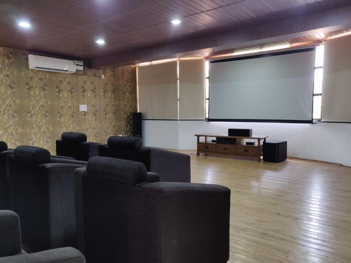 Hotel Mudra Midtown Suites & Rooms Kalasa Eksteriør bilde