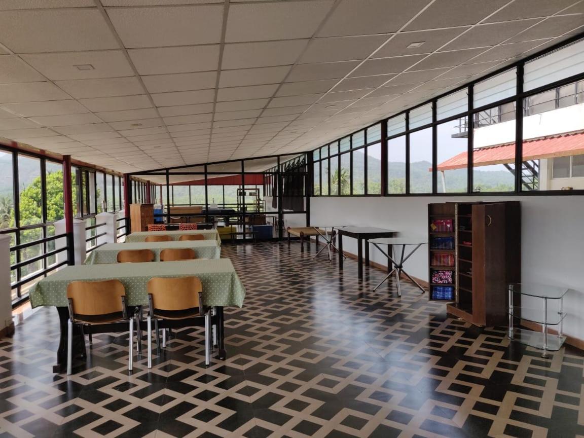 Hotel Mudra Midtown Suites & Rooms Kalasa Eksteriør bilde