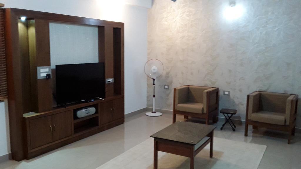 Hotel Mudra Midtown Suites & Rooms Kalasa Eksteriør bilde
